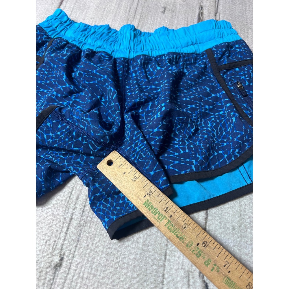 Lululemon Run Times Shorts Blue Geometric Print Athletic Running Size 6 4 Inseam - Picture 3 of 8